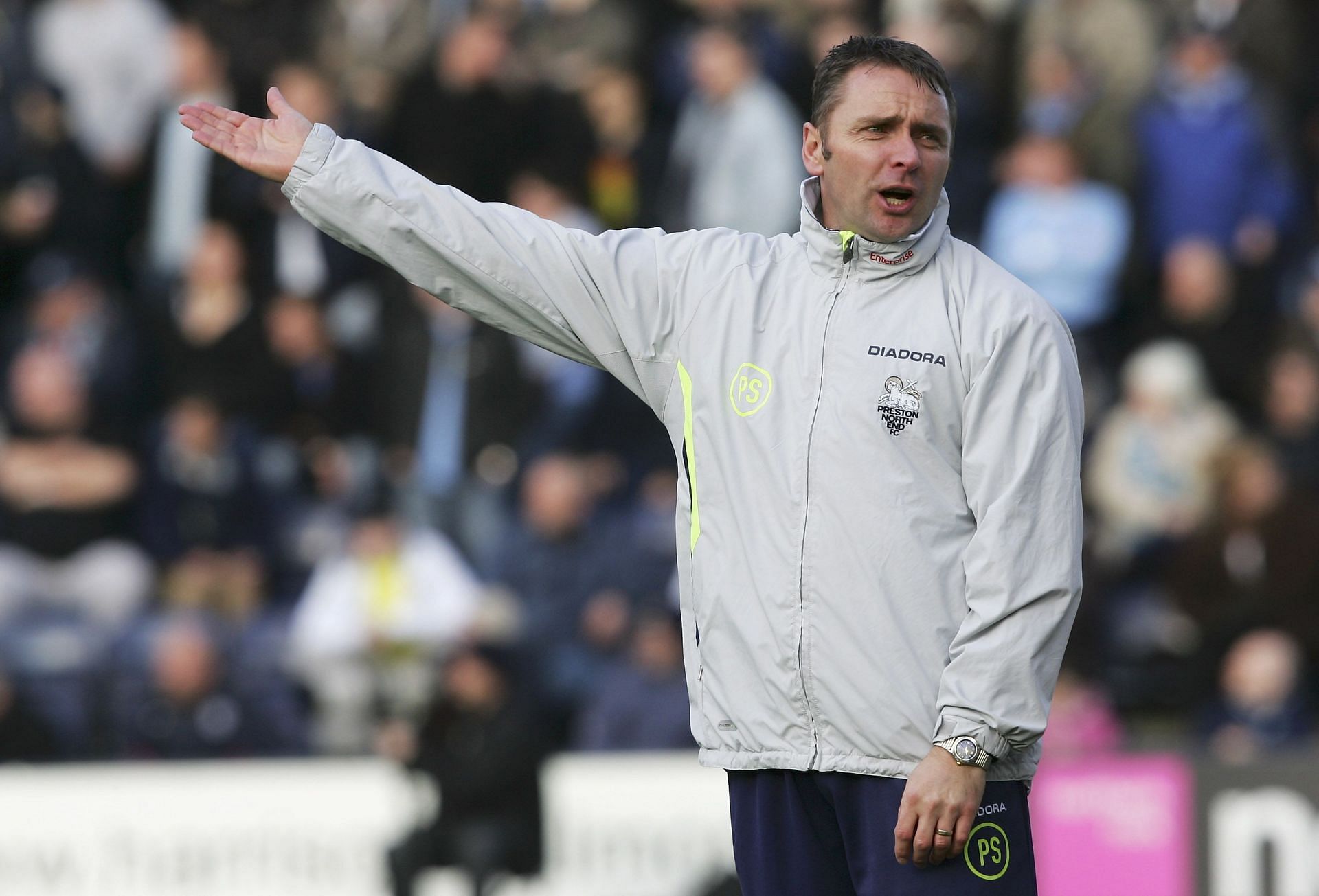 Paul Simpson appeared for the first time in the Man City kit in a 3–2 win against Coventry City
